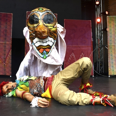 Cruce de caminos - DC Arte. De Camino a la Tradición. TARDE DE HERCULES. Variedades Circo