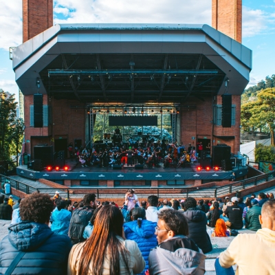 Media torta y publico 