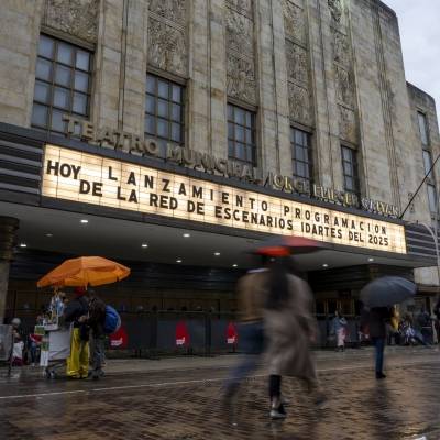 Fachada Teatro Jorge Eliécer Gaitán