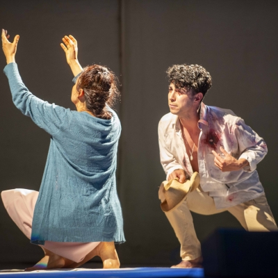 Teatro El Ensueño - Día mundial del teatro - Donde se descomponen las colas de los burros