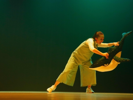 ‘Yuu-bar-tas’” (Compañía Ventris Danza)