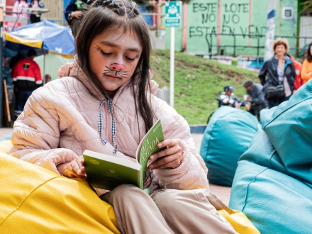 Niña en el pícnic literario