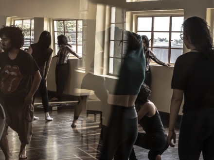 Bailarines en ensayo