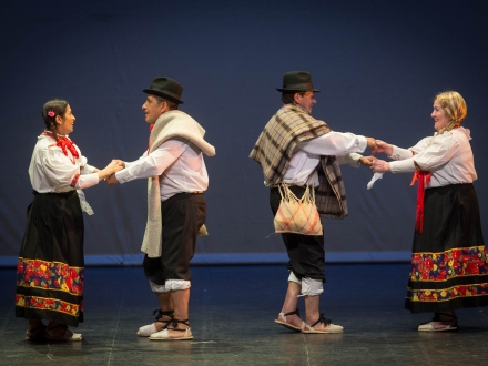 Mayores en escena