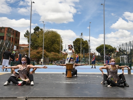 Danza en la Ciudad, foto de Mathew Valbuena