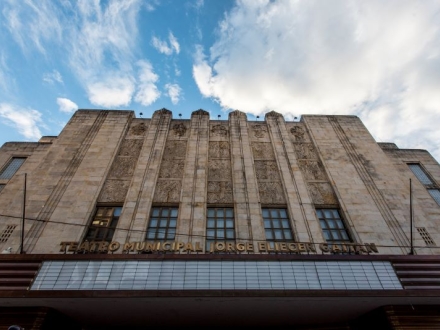 Fachada del Teatro Municipal Jorge Eliécer Gaitán