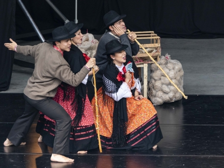 Danza en la Media Torta