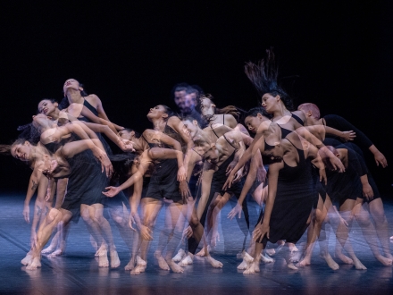 Bailarines en escena