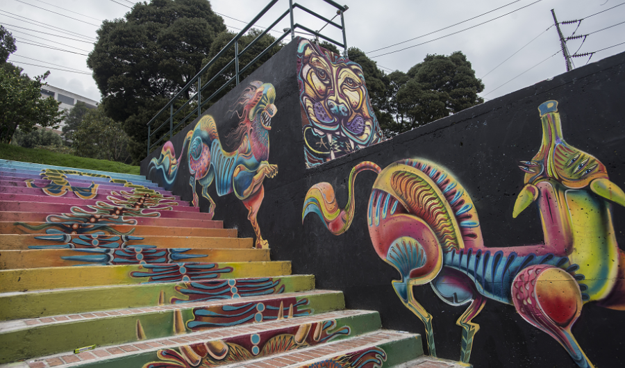 Grafiti en escalera y pared