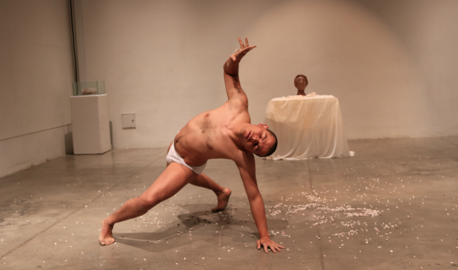 Hombre danzando