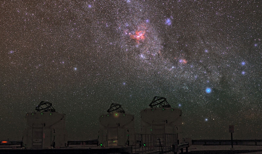 Cielo nocturno en ESO Observatorio de Paranal - Wikimedia Commons