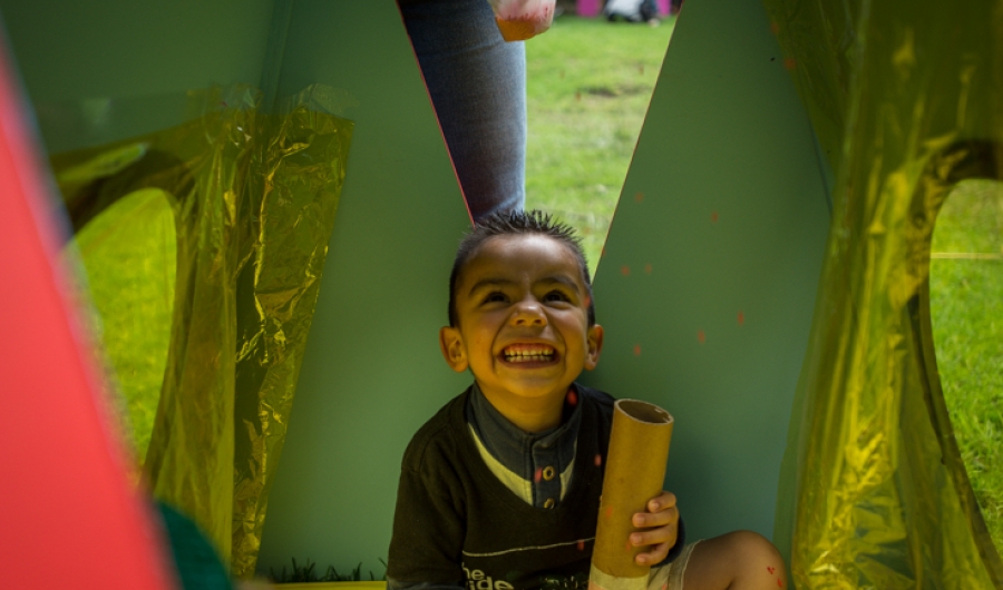 Niño participando en Cinemateca al Parque