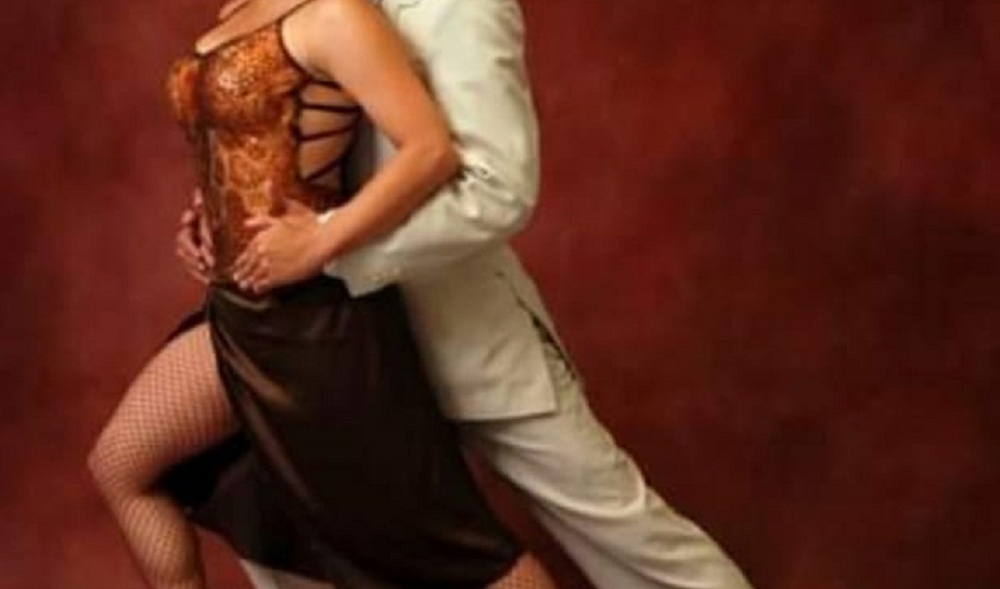 pareja bailando