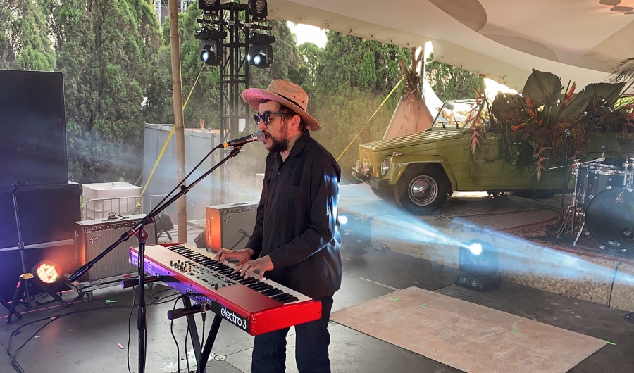 Música en vivo vs música en casa