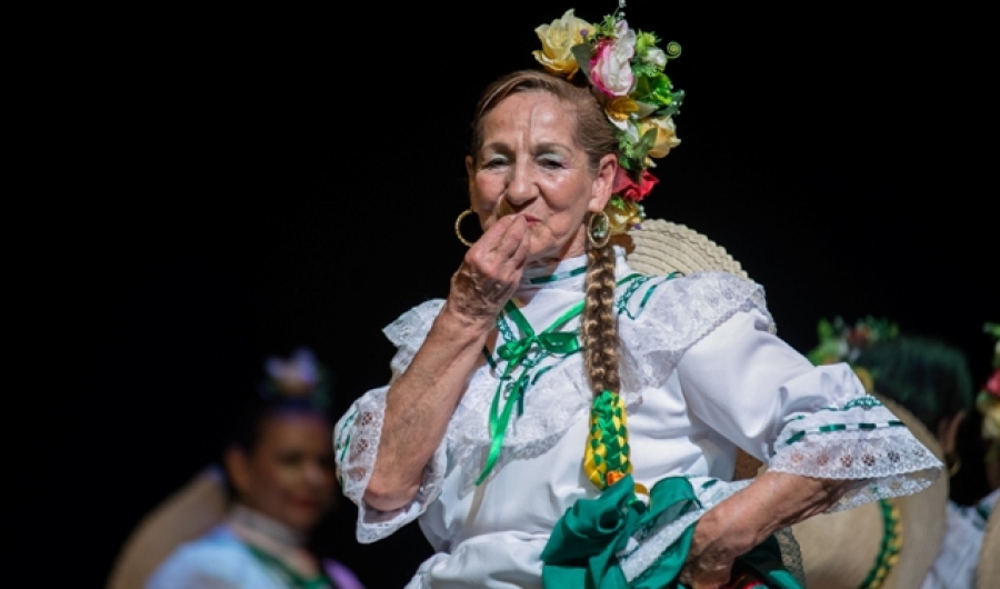 Adulto mayor, foto de Juan Santacruz