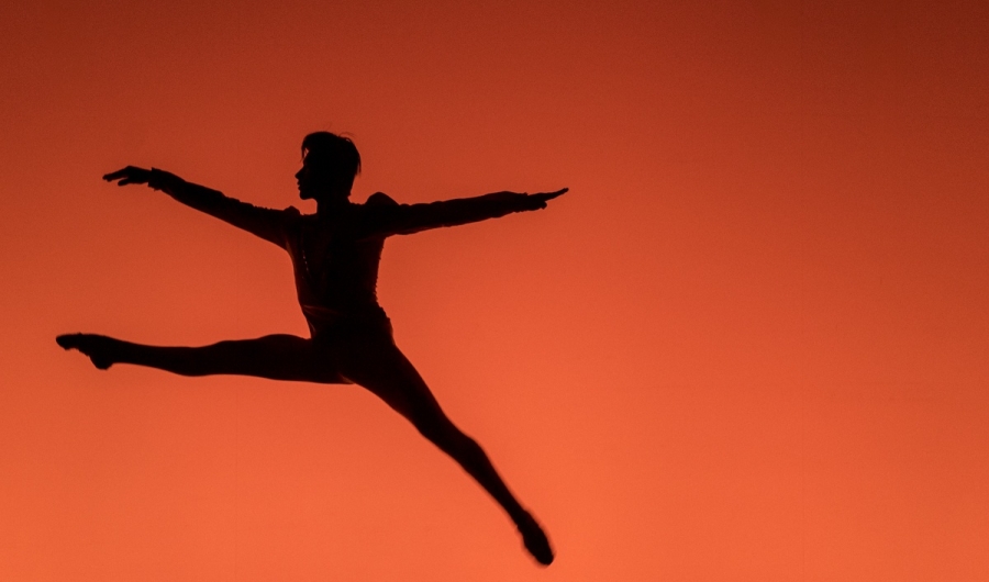 Silueta bailarín