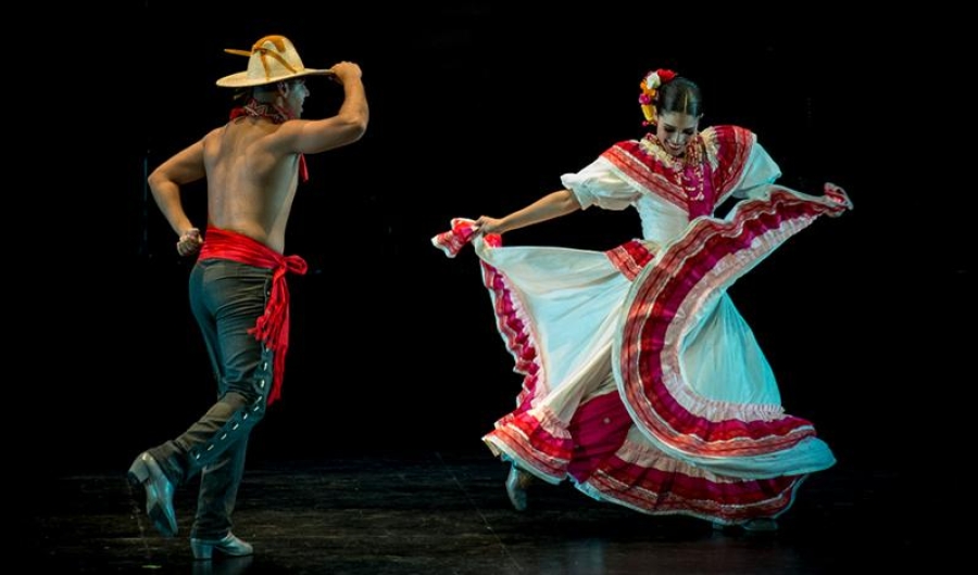 Pareja de bailarines