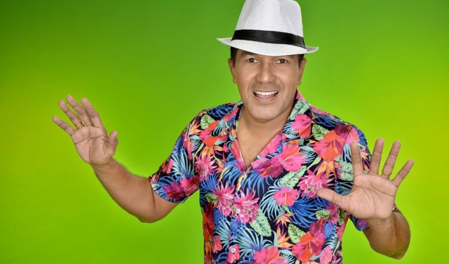 Checo Acosta