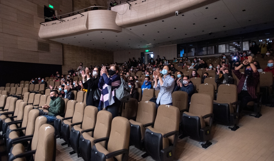Asistentes en el Teatro El Ensueño