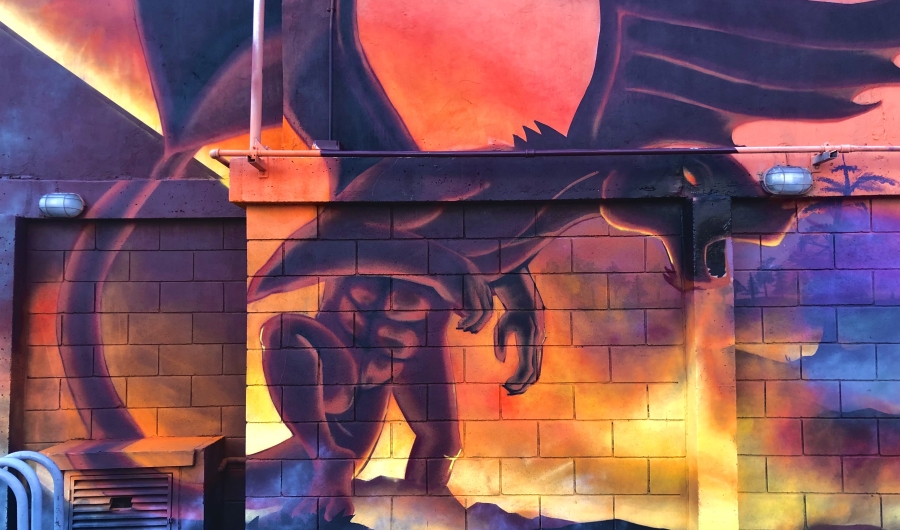 Dragón en un mural de la Estación de Bomberos Fontibón, realizada por Daniel Cachope, en el marco de Museo Abierto de Bogotá. Foto: cortesía del artista.