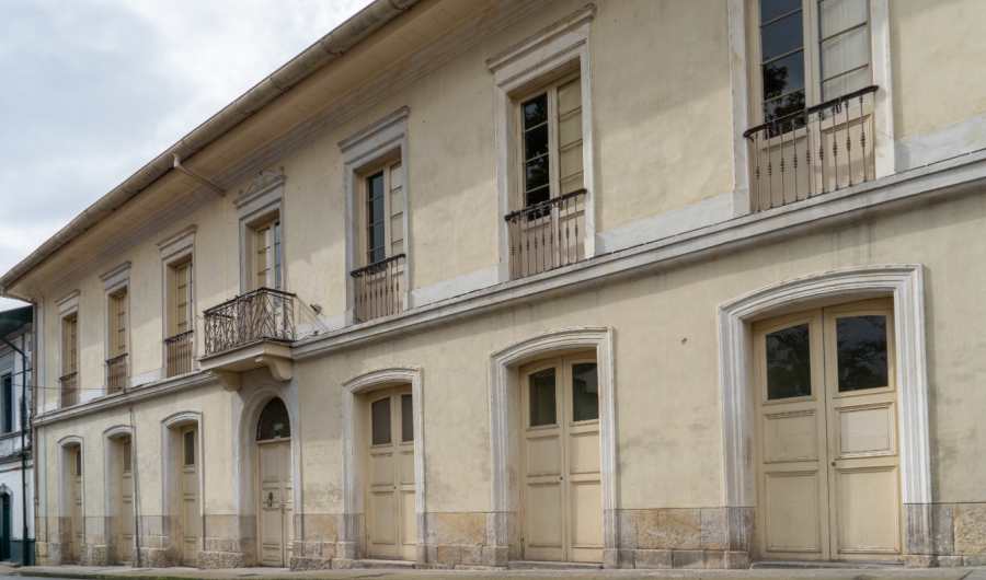 Fotografía Juanita González - Fachada de Casa Fernández
