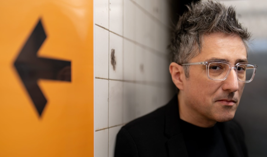 retrato de patricio pron