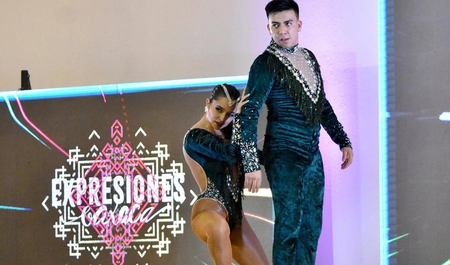 Bailarines de salsa