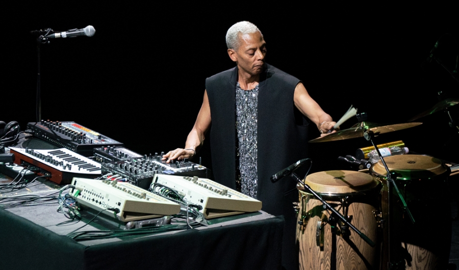 Jeff Mills llega al Planetario
