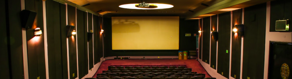 Sala de cine de la antigua Cinemateca de Bogotá