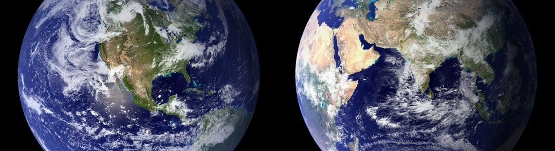 Dos imágenes del planeta Tierra desde distintas perspectivas. 