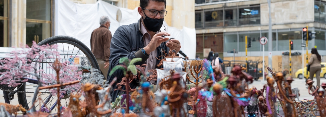 Artistas en el espacio público, foto de Mathew Valbuena