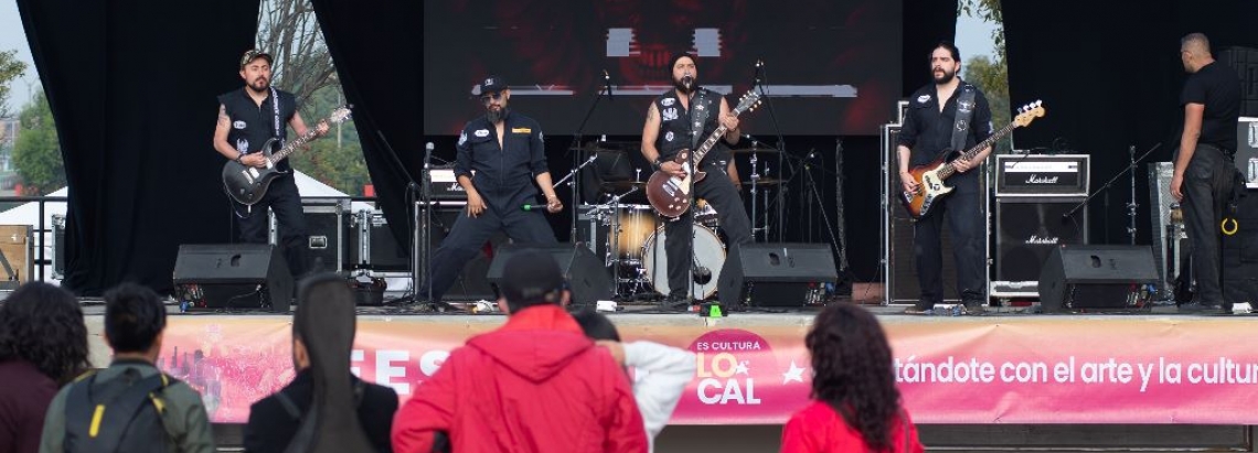 Presentación durante el primer Festival Es Cultura Local en el Parque El Tunal 02