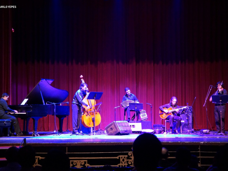 Musicos en escena