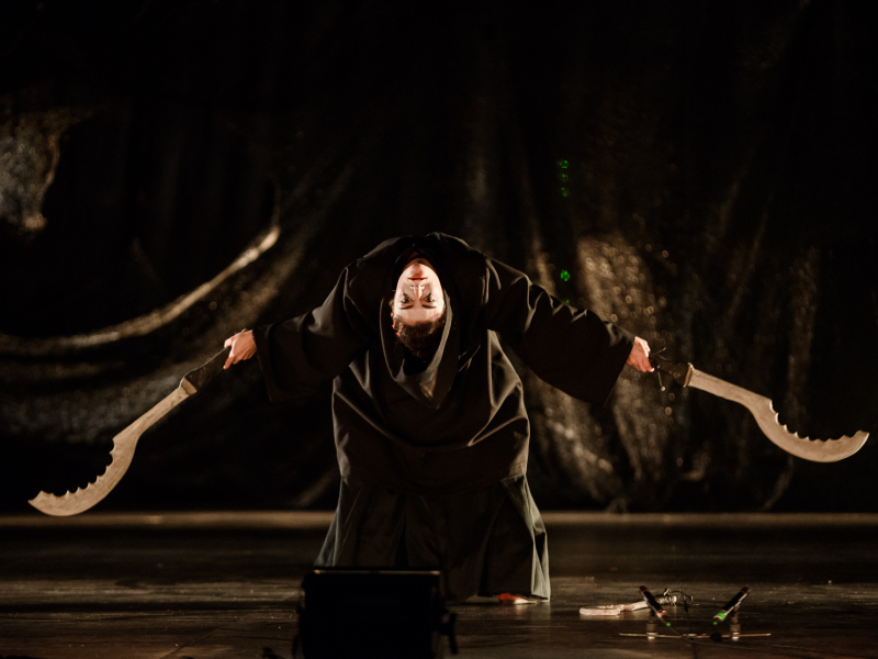 Teatro del Embuste presenta: Mamá Medea