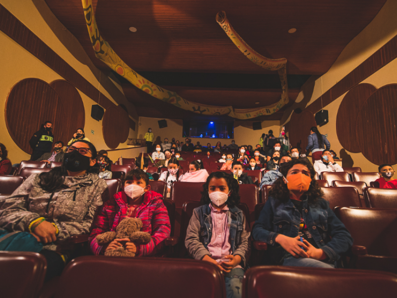 Asistentes en la sala del Teatro El Parque