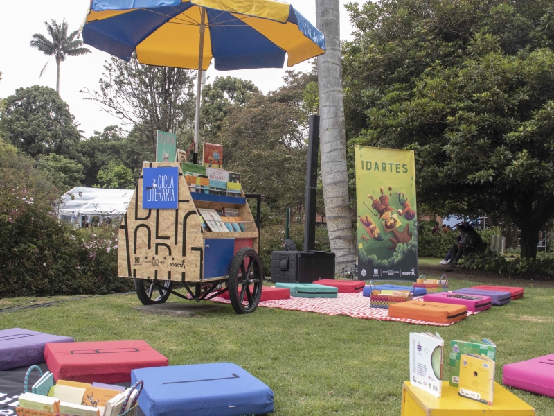 Pícnic Literario en el Jardín Botánico de Bogotá. Foto: Mauricio Franco / Fundalectura.