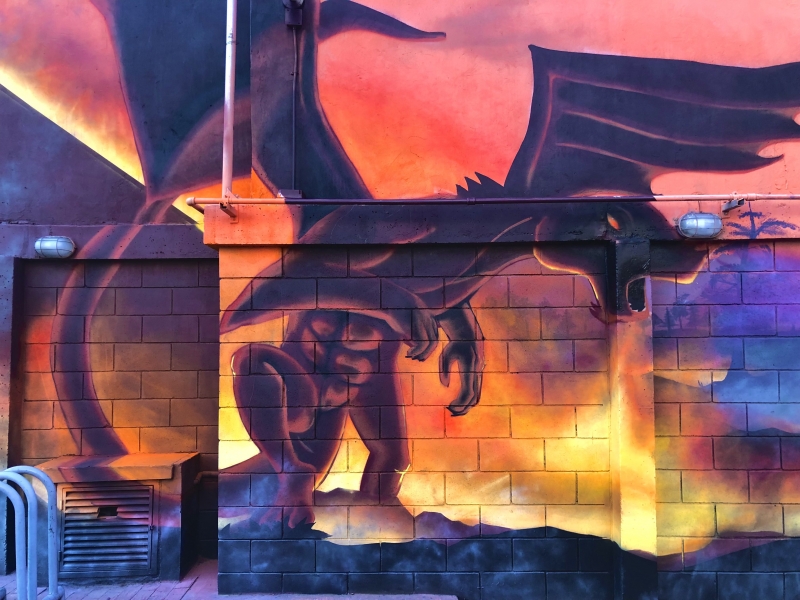 Dragón en un mural de la Estación de Bomberos Fontibón, realizada por Daniel Cachope, en el marco de Museo Abierto de Bogotá. Foto: cortesía del artista.