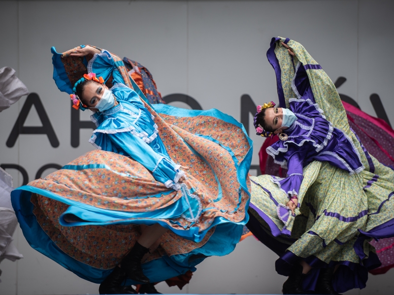 Danza folclor en el Parque Simón Bolívar