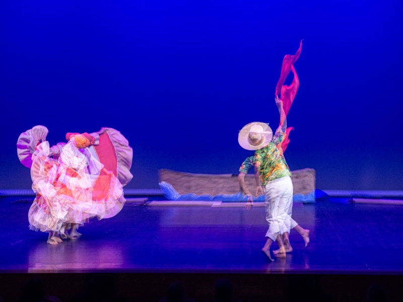 Pareja de danza folclor
