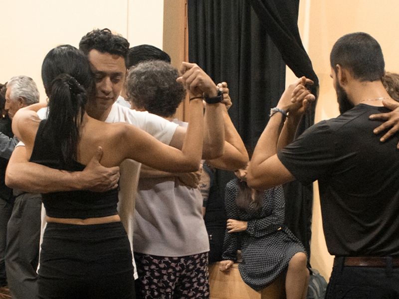 bailando tango