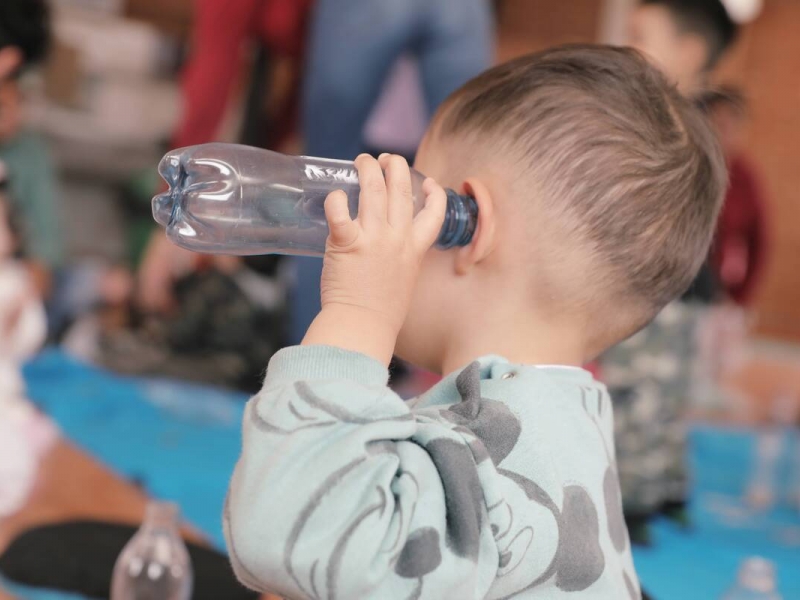 Niño en experiencia