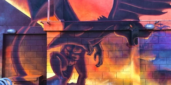 Dragón en un mural de la Estación de Bomberos Fontibón, realizada por Daniel Cachope, en el marco de Museo Abierto de Bogotá. Foto: cortesía del artista.