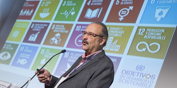 Alfonso Martinel en la UNESCO 