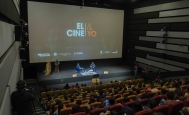 Charla de Mario Mendoza en el cine y yo en la Cinemateca de Bogotá