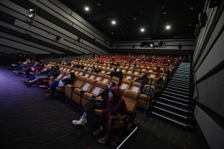 Estreno y conversación - Película Los conductos.