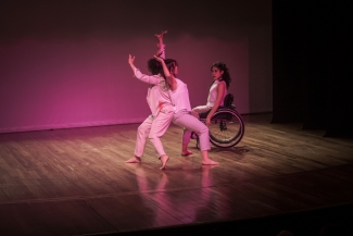 Viernes Escénicos en el Teatro El Parque con ConCuerpos y Mistérica Escénica