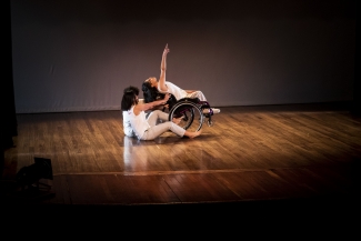 Viernes Escénicos en el Teatro El Parque con ConCuerpos y Mistérica Escénica