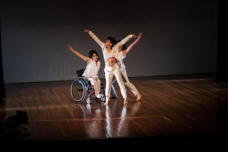 Viernes Escénicos en el Teatro El Parque con ConCuerpos y Mistérica Escénica