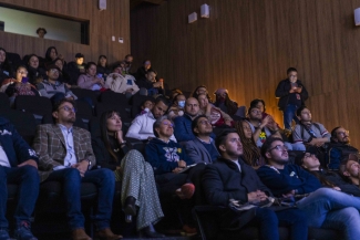 Alcaldesa junto a la secretaria de cultura, el director de Idartes y el gerente de artes audiovisuales en la visita al parque el Tunal, en la cinemateca el Tunal