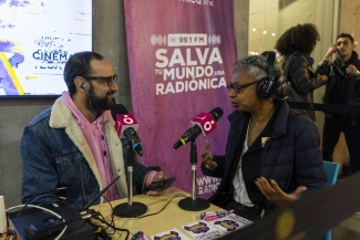 Annouchka de Andrade en entrevista con radionica.